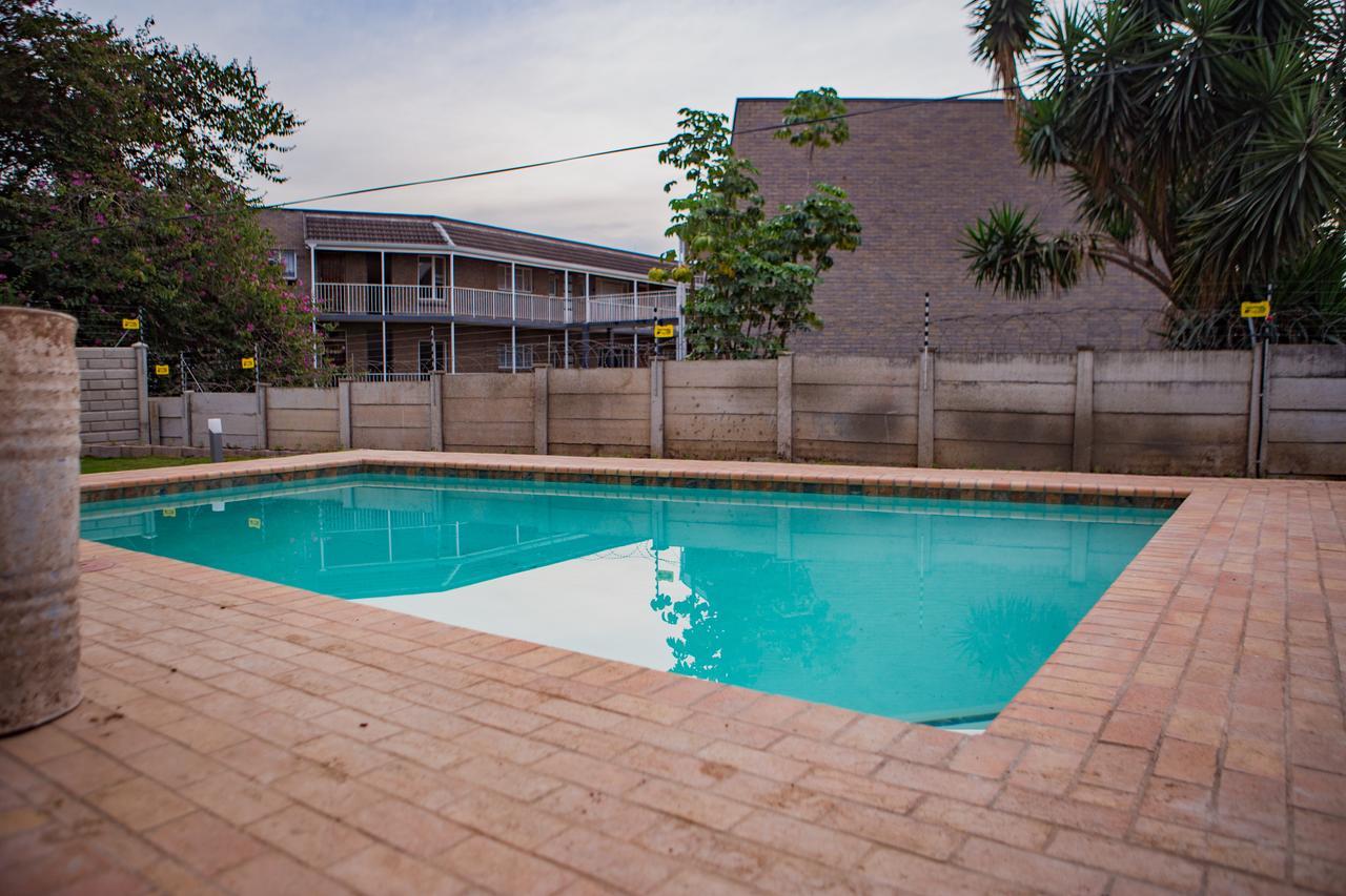 The Living Collective Apartments Pietermaritzburg Dış mekan fotoğraf